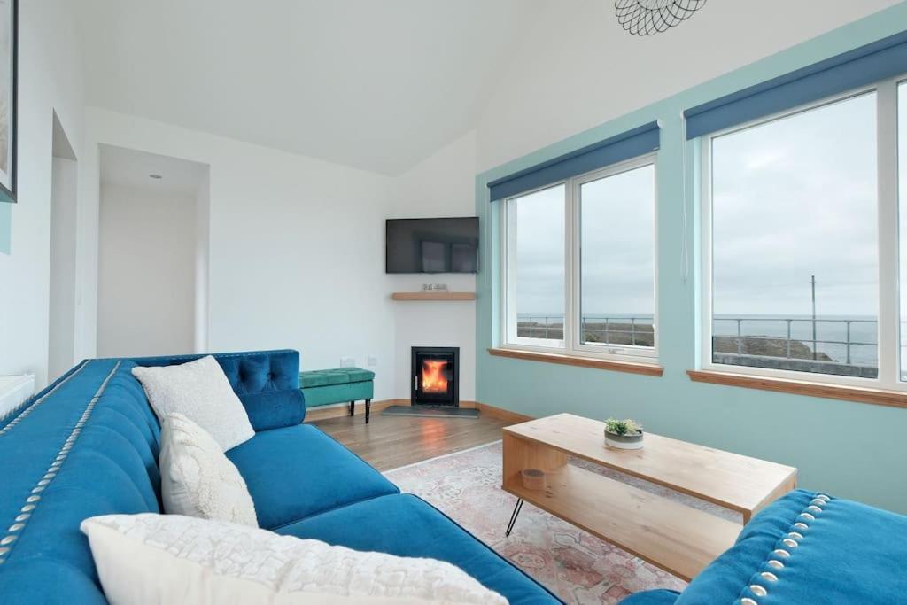 Cliff With Sea Views Apartment